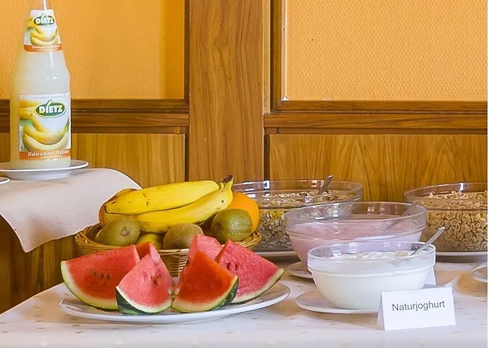 Ξενοδοχείο Goldenes Fass 3*